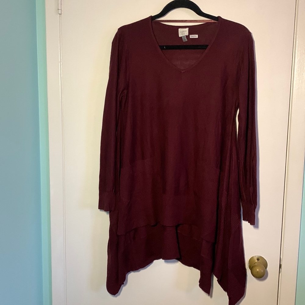 Like new - wine coloured tunic sweater